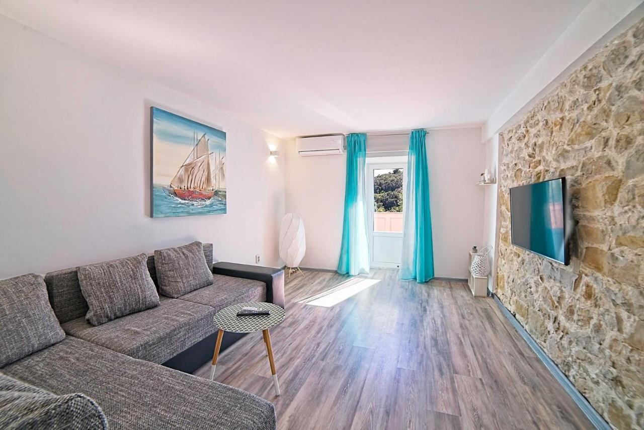 Holiday House Rab Kampor المظهر الخارجي الصورة